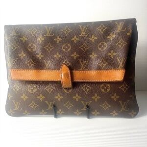 Louis Vuitton Brown Monogram Clutch